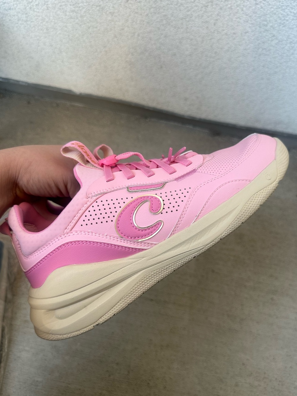 Clove Women's Strada in Pink Cupcake, size 7.5